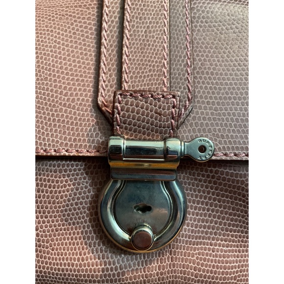Burberry Flap Pink Shoulder Bag - Picture 7 of 16